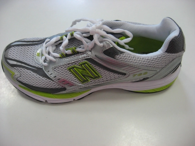 New Balance MR768EU bílá